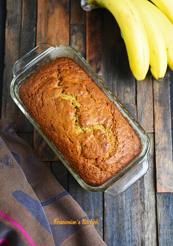 Banana cake with cream cheese frosting